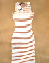 Load image into Gallery viewer, Tunic Ribbed Knit Dress - Striped Brown
